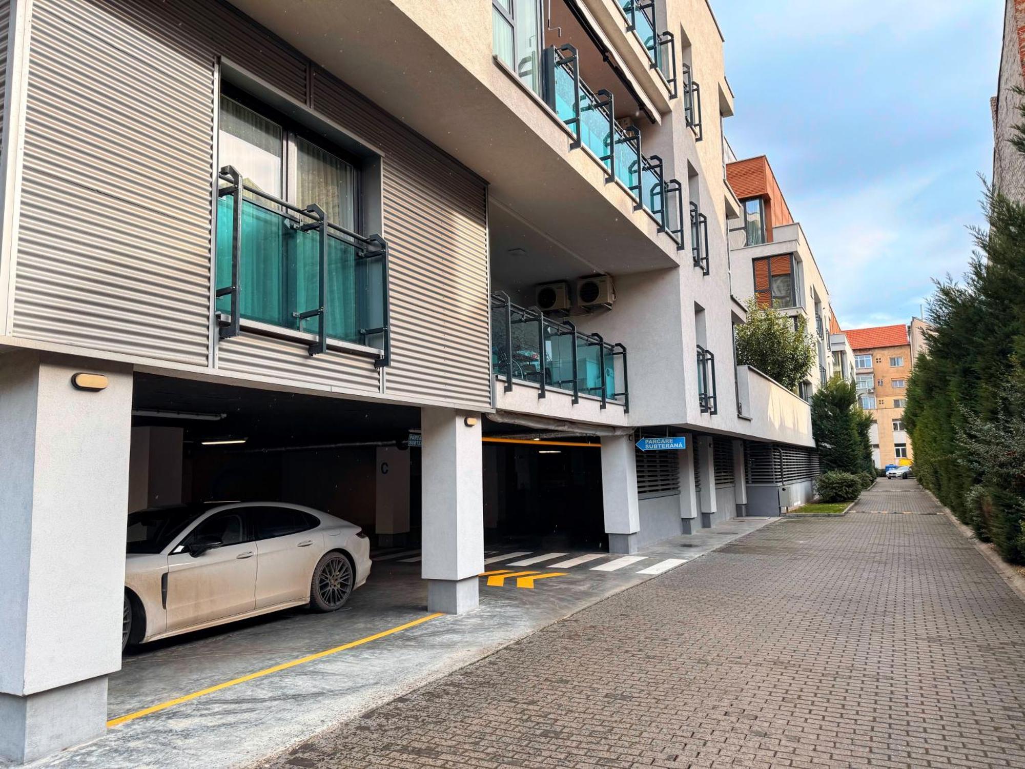 Stylish Apartment Getaway With Self Check-In And Free Parking Lot 阿拉德 外观 照片