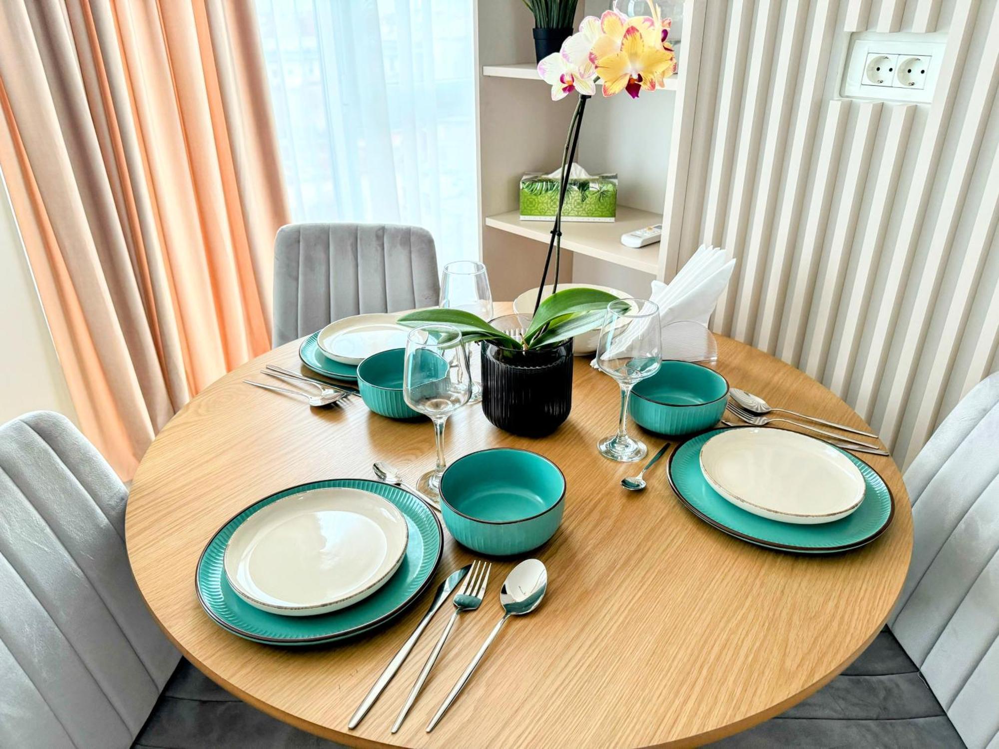 Stylish Apartment Getaway With Self Check-In And Free Parking Lot 阿拉德 外观 照片
